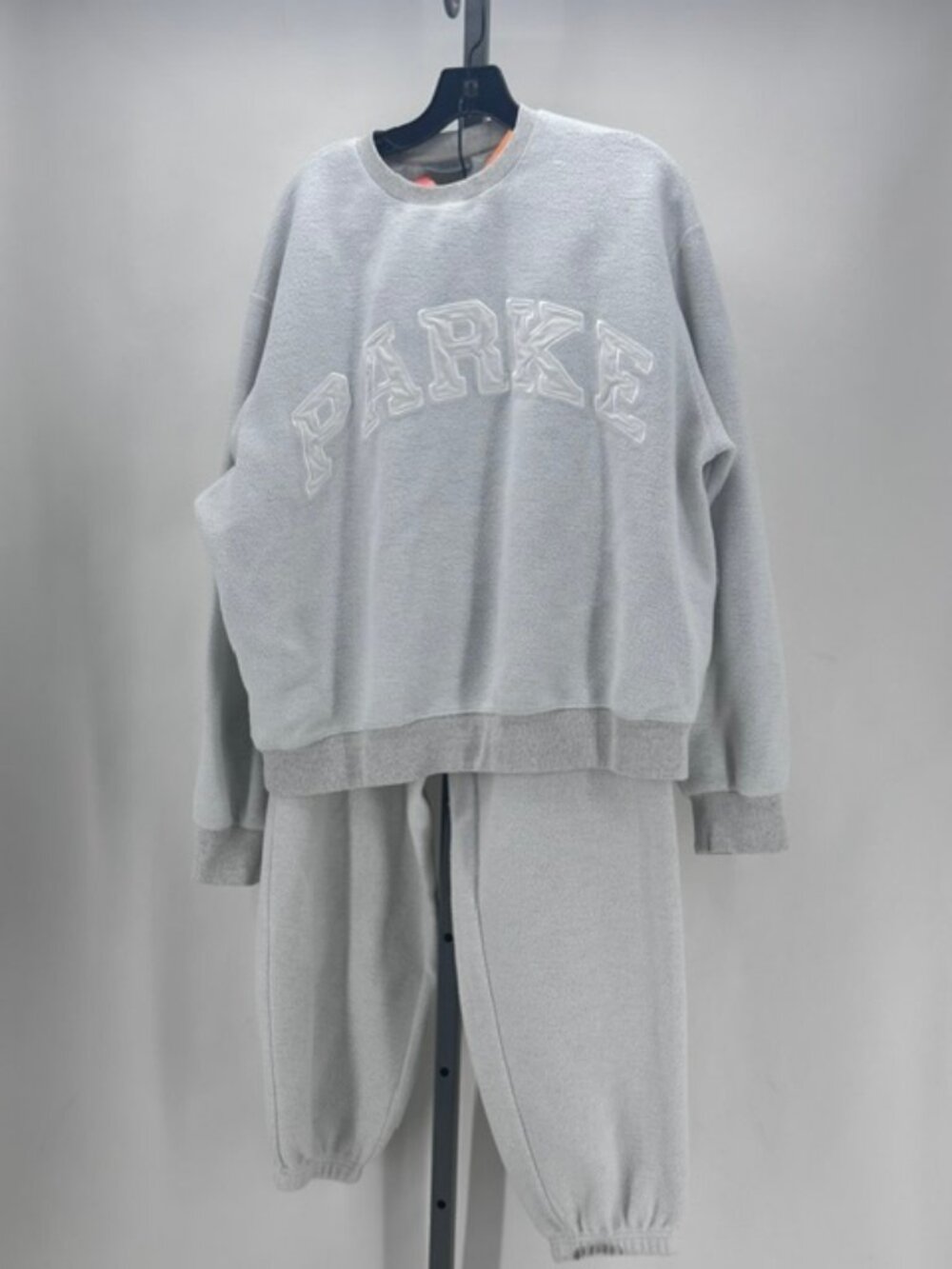 Parke 2Pc LIKE NEW Light Grey/ White Designer Sweater & Pants Size 1X